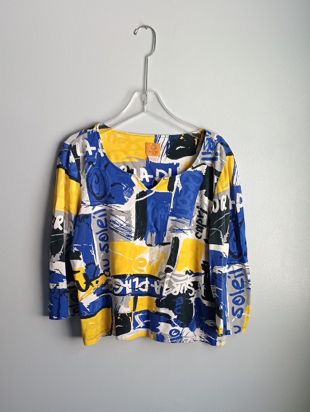 Ruby Rd. Scoop Neck Top in Blue, Yellow, White